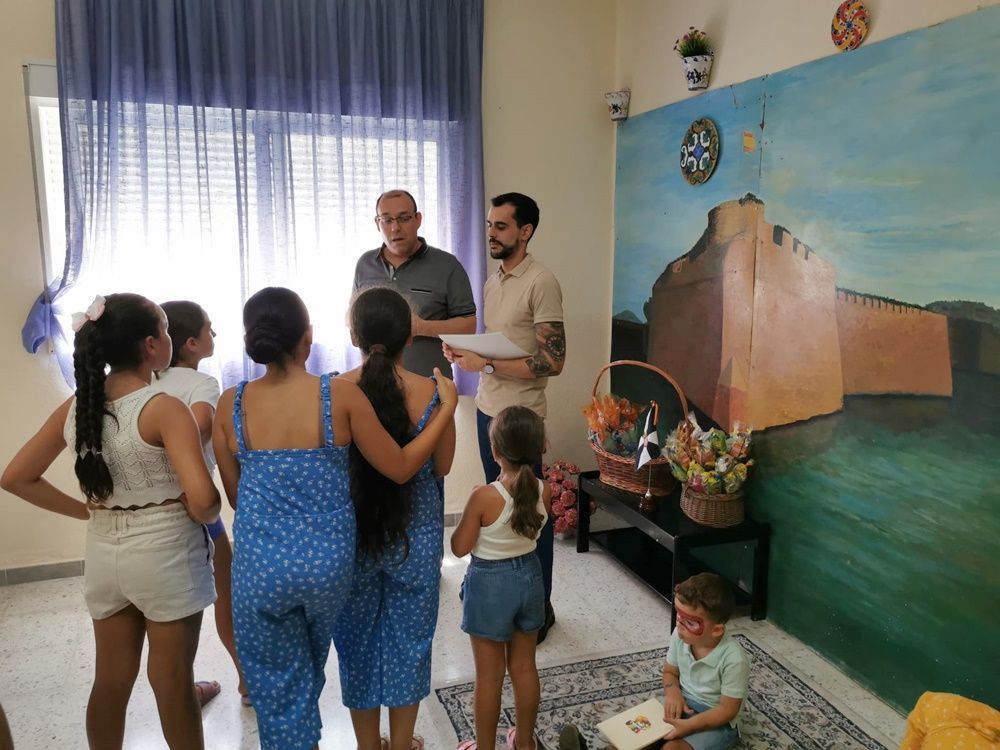La Casa de Ceuta en Algeciras y Héroes Magos colaboran para ofrecer una fiesta infantil